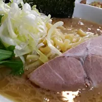 Snapdishの料理写真:アゴ塩ラーメン630円|Toshiyukiさん