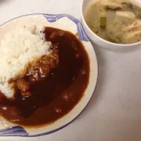 Snapdishの料理写真:カレーとミソスープ|智子さん