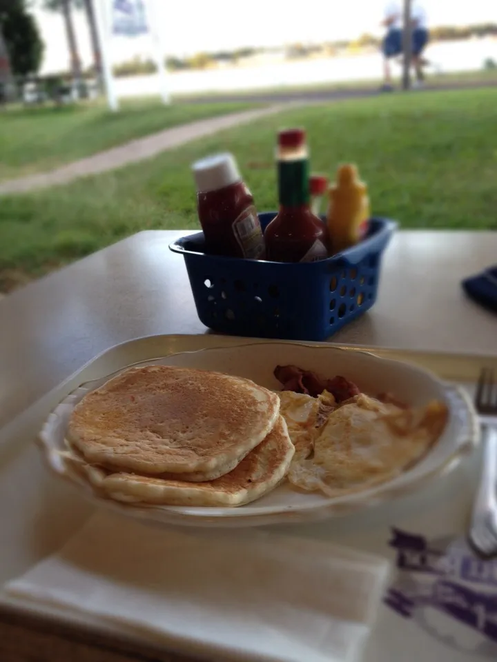 Pancake & Fried egg|Yasuji Kitamuraさん