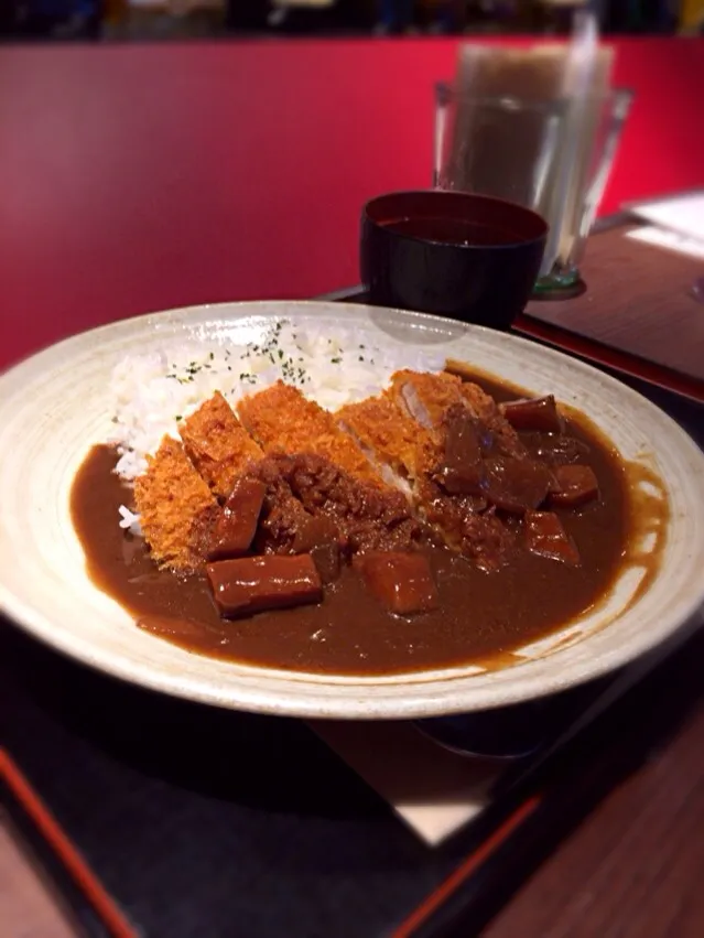 Snapdishの料理写真:自慢の自家製カレーライス＋トンカツ|matsu_hiroxxxさん