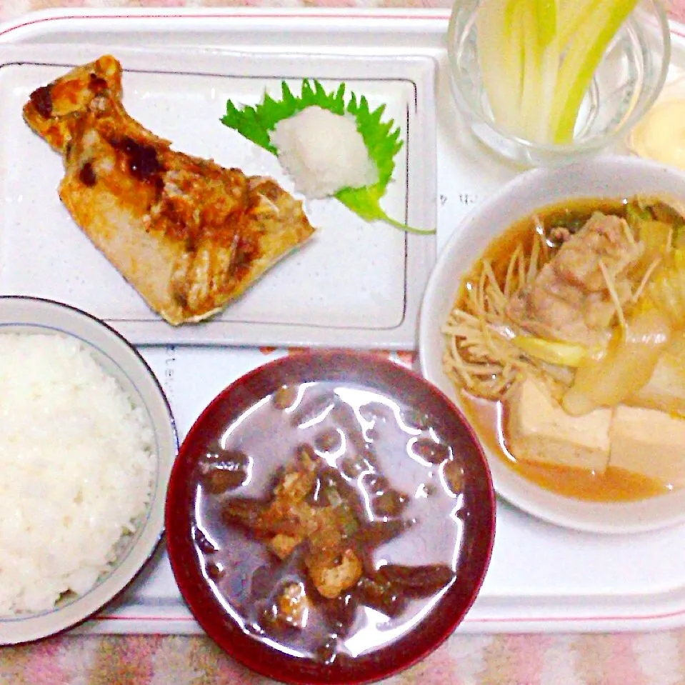 ブリカマの塩焼き夕ご飯(*´∨`*)ﾉ|ブン太さん