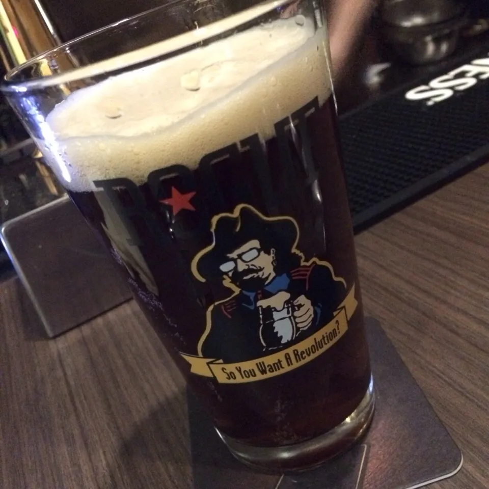 ROGUEのHazelnuts Brown Ale|Koichi Shibataさん