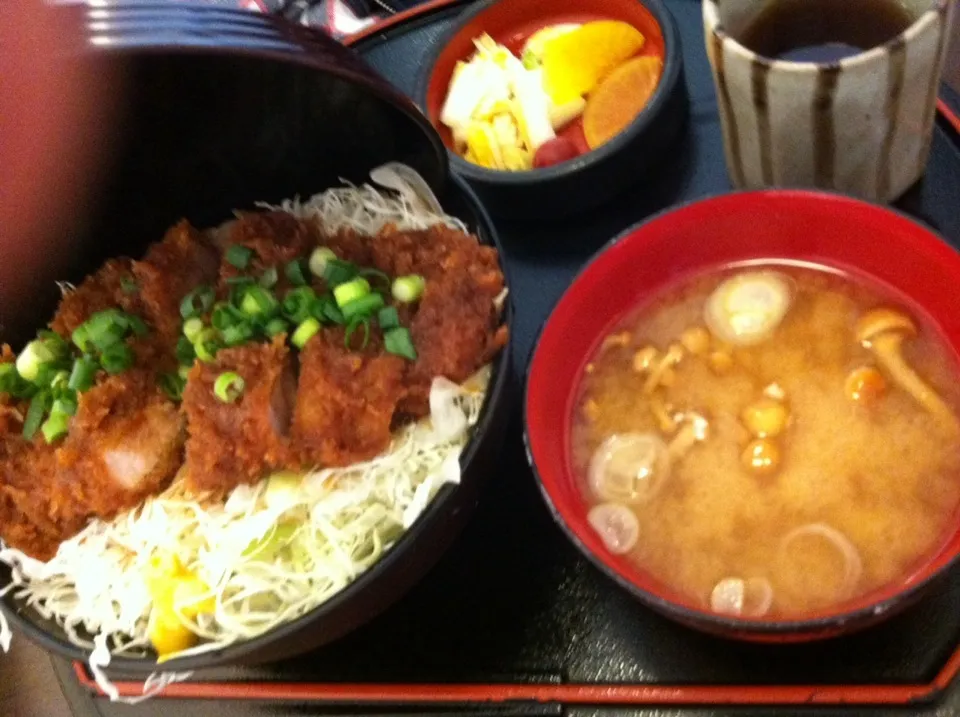 ソースカツ丼(3びきのこぶた)|笑美子さん