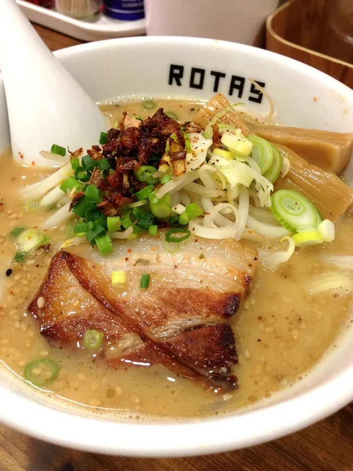 鶏白湯の味噌ラーメン|七夕やさん