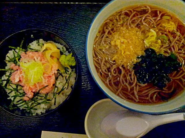 ミニネギトロ丼+そば★肴菜や|yumeさん