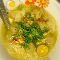 Snapdishの料理写真:chiken soup... (sup ayam campak2) haha|CTNorshamimiさん