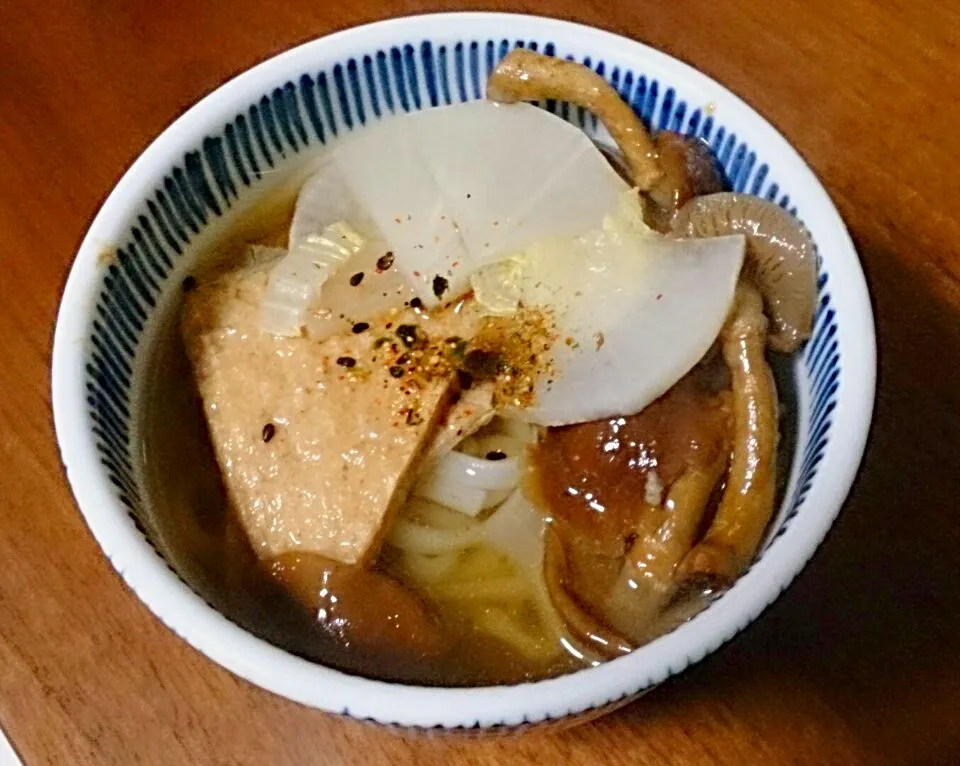 茅の舎出汁のうどん|かよんさん