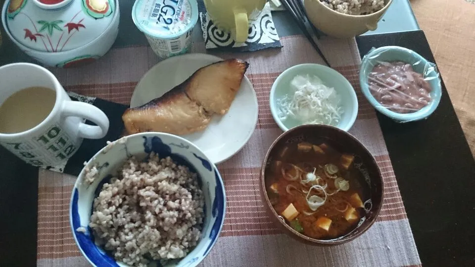 サワラの味噌漬け＆しらすおろし＆豆腐の味噌汁|まぐろさん