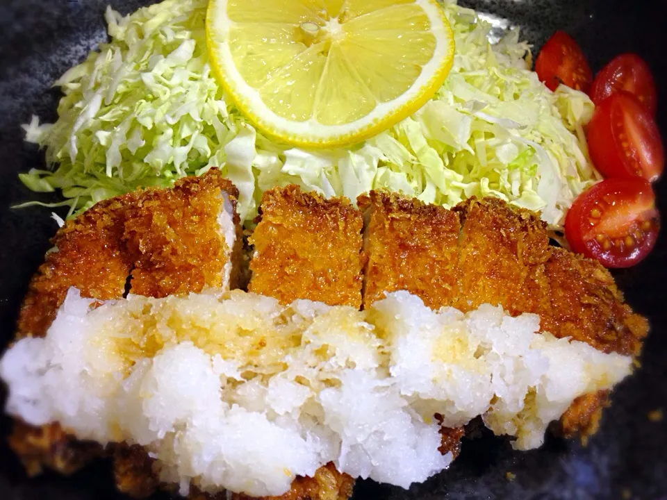 とんかつ おろしポン酢で😋|あつしさん