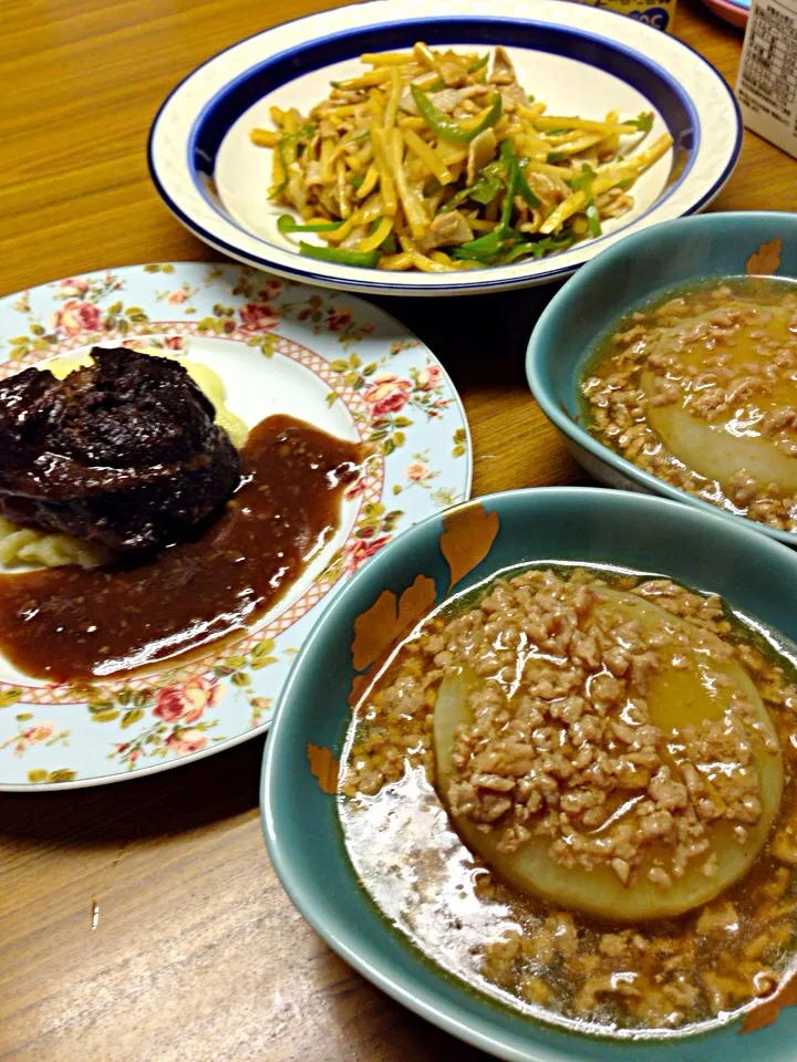 大根のあんかけ、子牛頬肉の赤ワイン煮込みマッシュポテト添え、チンジャオロース|望月有紀さん