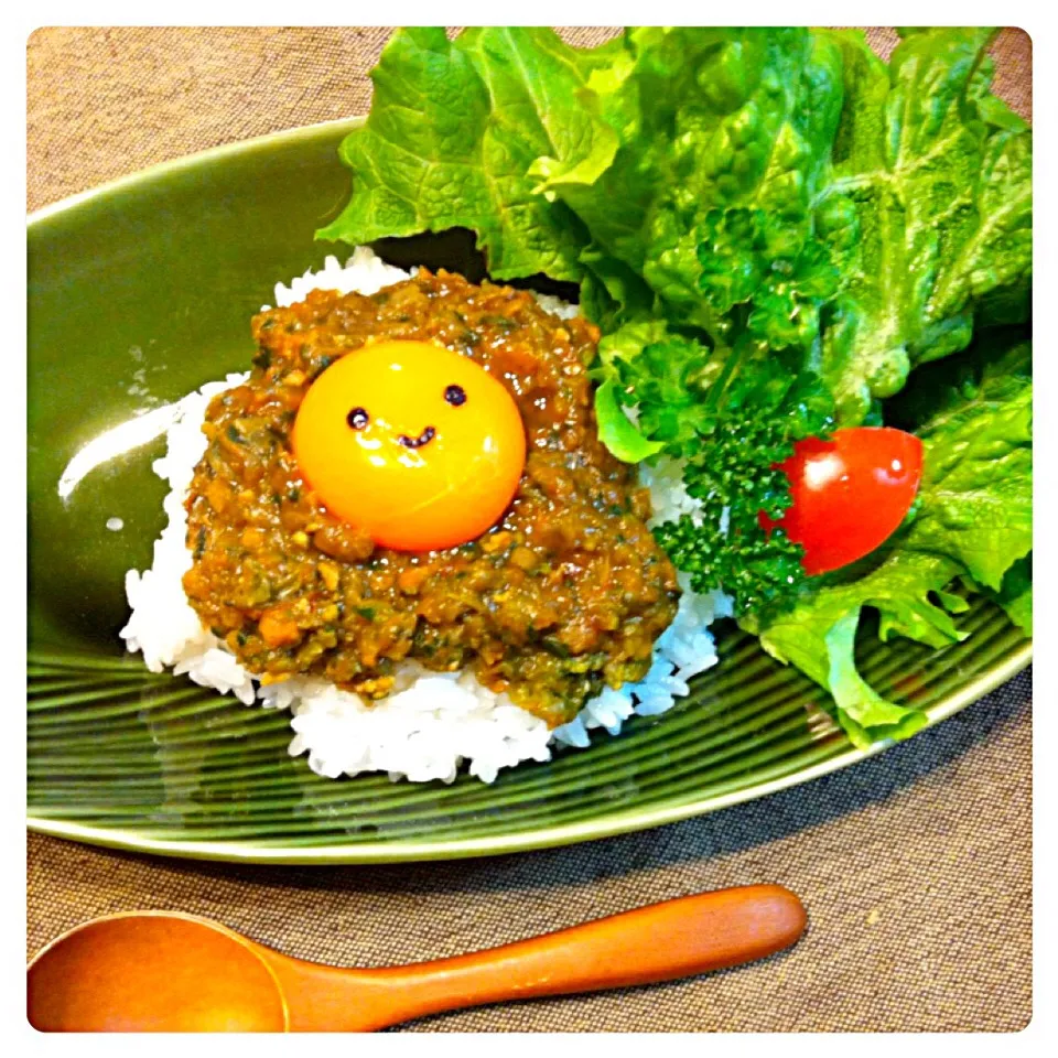 Snapdishの料理写真:カレーの日ということでぽにょ☆さん風の緑黄色キーマカレー|さとみ (satomi_foodart)さん