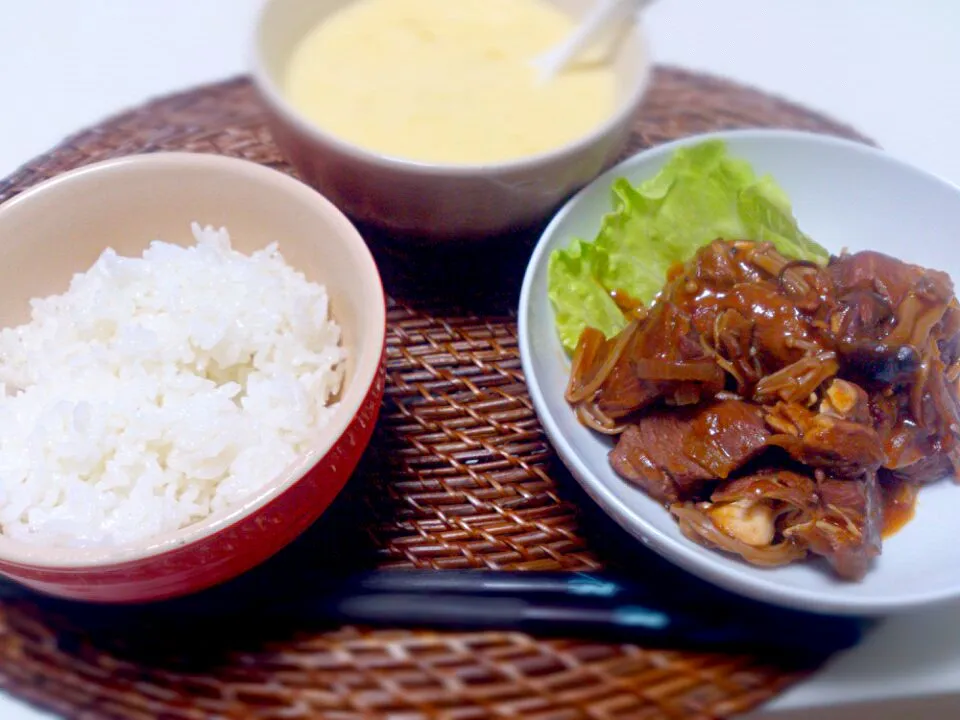 鶏肉の赤ワイン煮込み コーンスープ|にゃろめさん