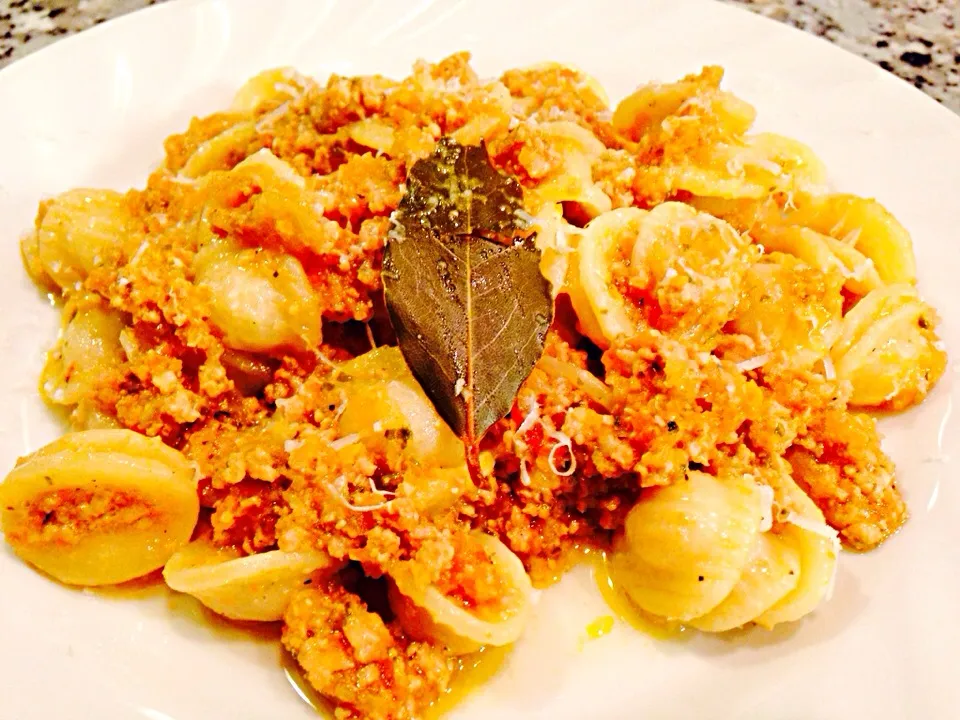 orecchiette pugliesi al ragù di maiale sfumato al vino bianco|Fabio  Palmieriさん