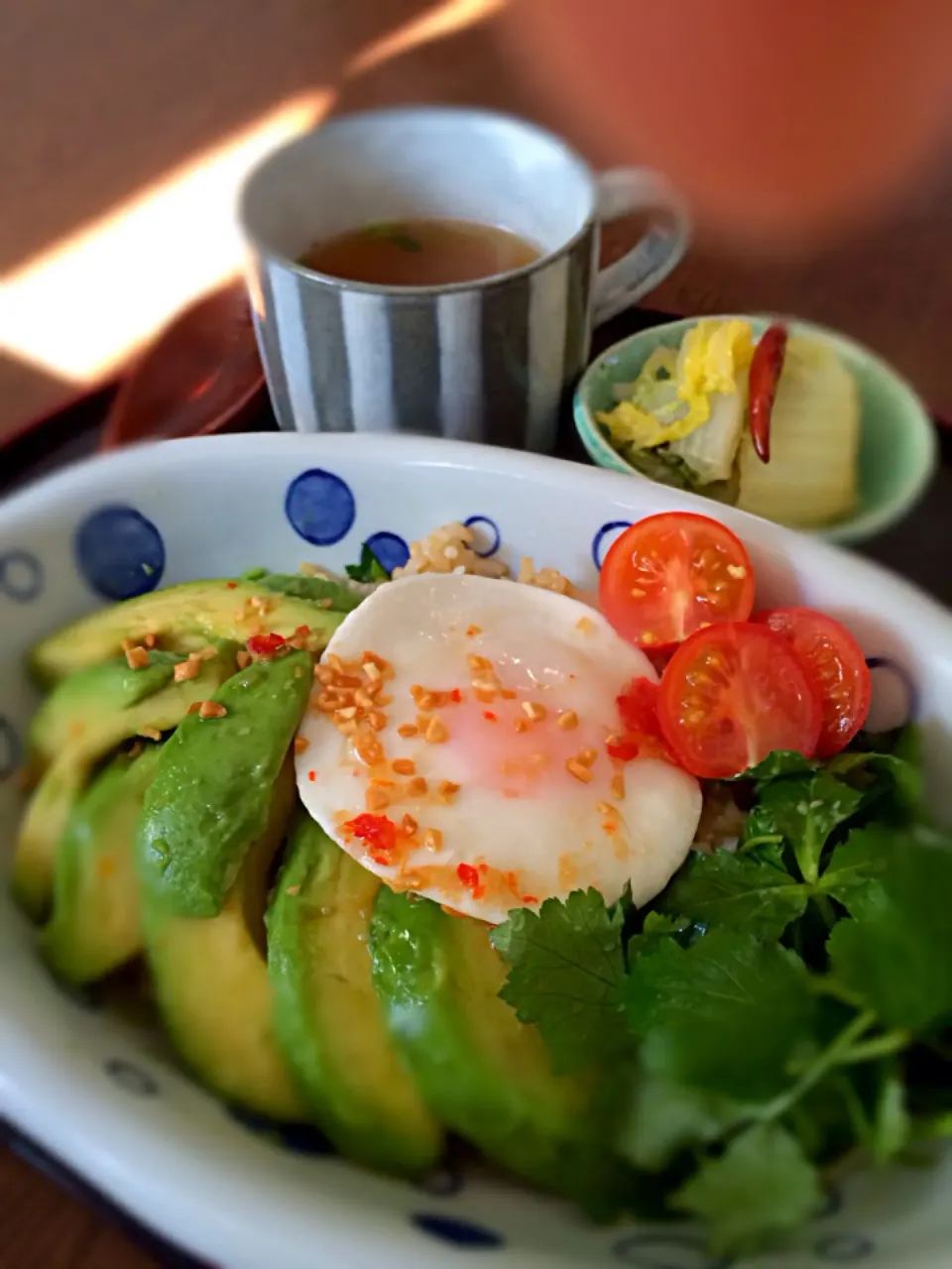 Snapdishの料理写真:ゆきさんの料理 アボカドのスイチリマヨ丼♪|こら7さん