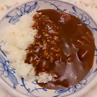 カレー。なかなか旨い。|軍曹さん