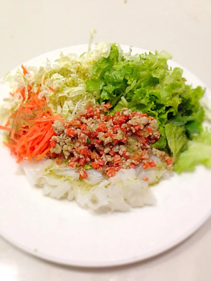 ยำผัก-vegetables salad|อิม ยุน อาさん