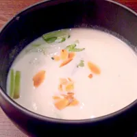 かぶなどの野菜を牛乳と酒粕でといた優しいスープ|藤谷直昭さん