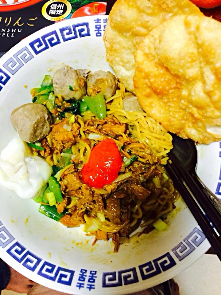 Snapdishの料理写真:Mie ayam bakso pangsit|Harfennyta fujiyamaさん