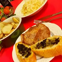 steak with salad and pasta|Silvia Kimさん