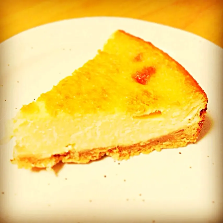 Snapdishの料理写真:手作りベイクドチーズケーキ♪|Sayaka Hisanoさん