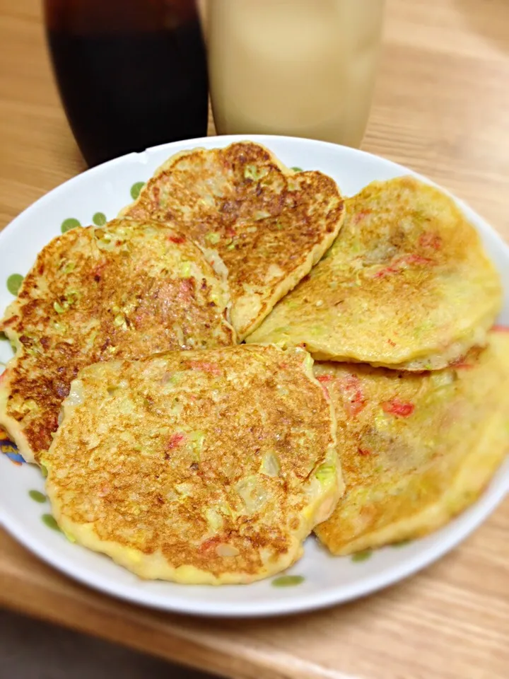 長芋とキャベツのおやき。片栗粉と卵と、ツナや桜海老を混ぜて|ありささん