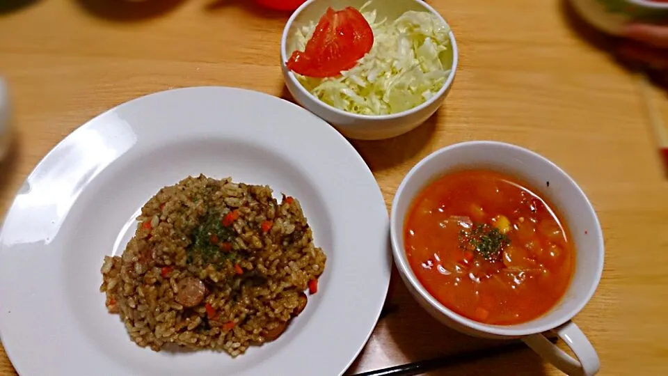 カレーピラフ
ミネストローネ
サラダ|あずさん