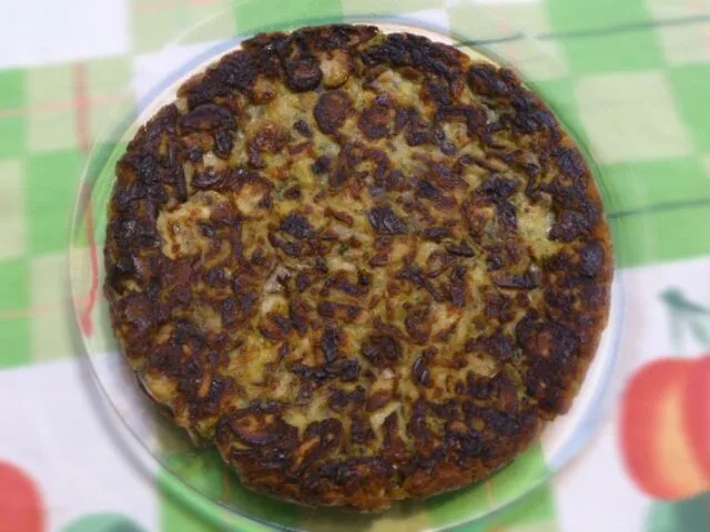 Frittata di cipolla e funghi con farina di ceci|Stefano Minelliさん