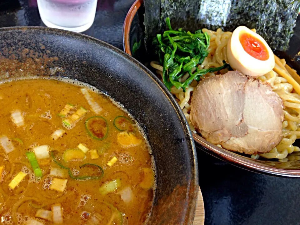 Snapdishの料理写真:横浜家系ラーメン麺壱家 特製つけ麺（醤油）|きのこせんぱいさん