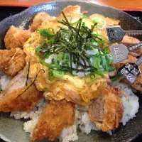 Snapdishの料理写真:特大ヒレカツ丼(*^^*)|JAYさん