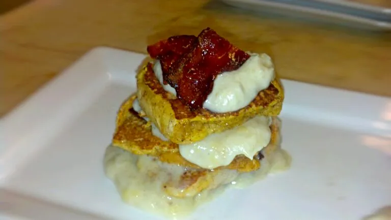 banana cream french toast w candy bacon|matt hatchewさん