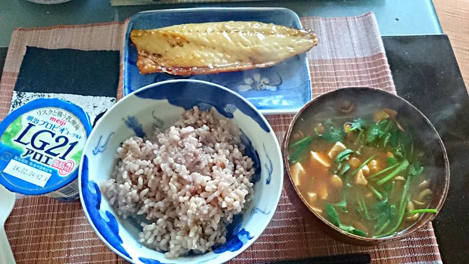 鯖のレモン仕込み＆なめこの味噌汁|まぐろさん