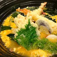 つるとんたん つるとん三昧🍜✨天ぷら、肉、きつね、卵とじの贅沢うどん💕