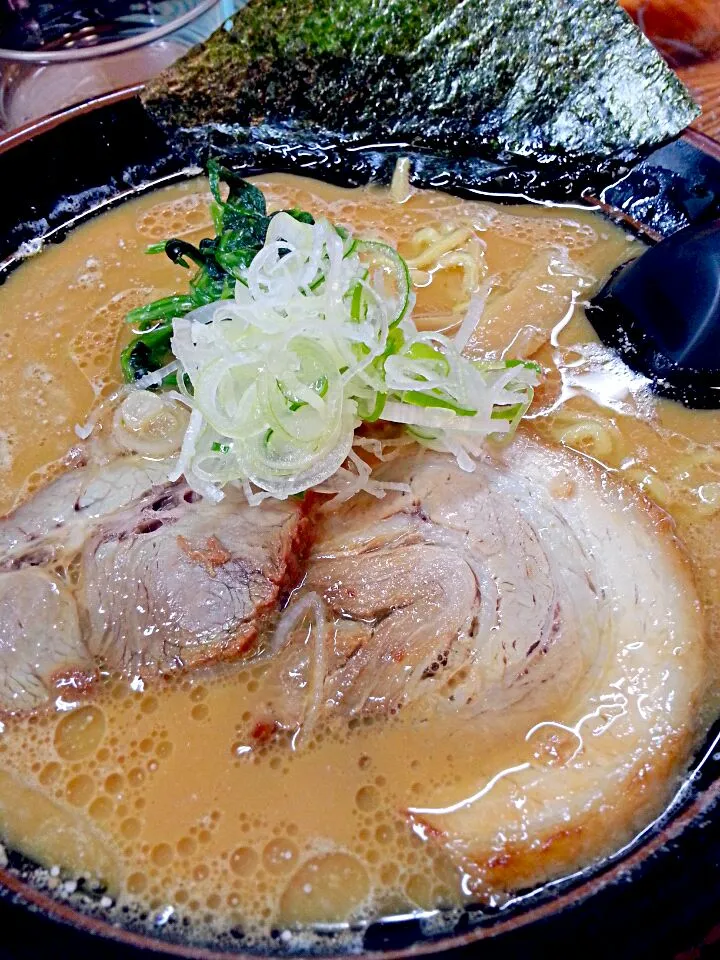 Snapdishの料理写真:深味や  醤油ラーメン|じょうさん