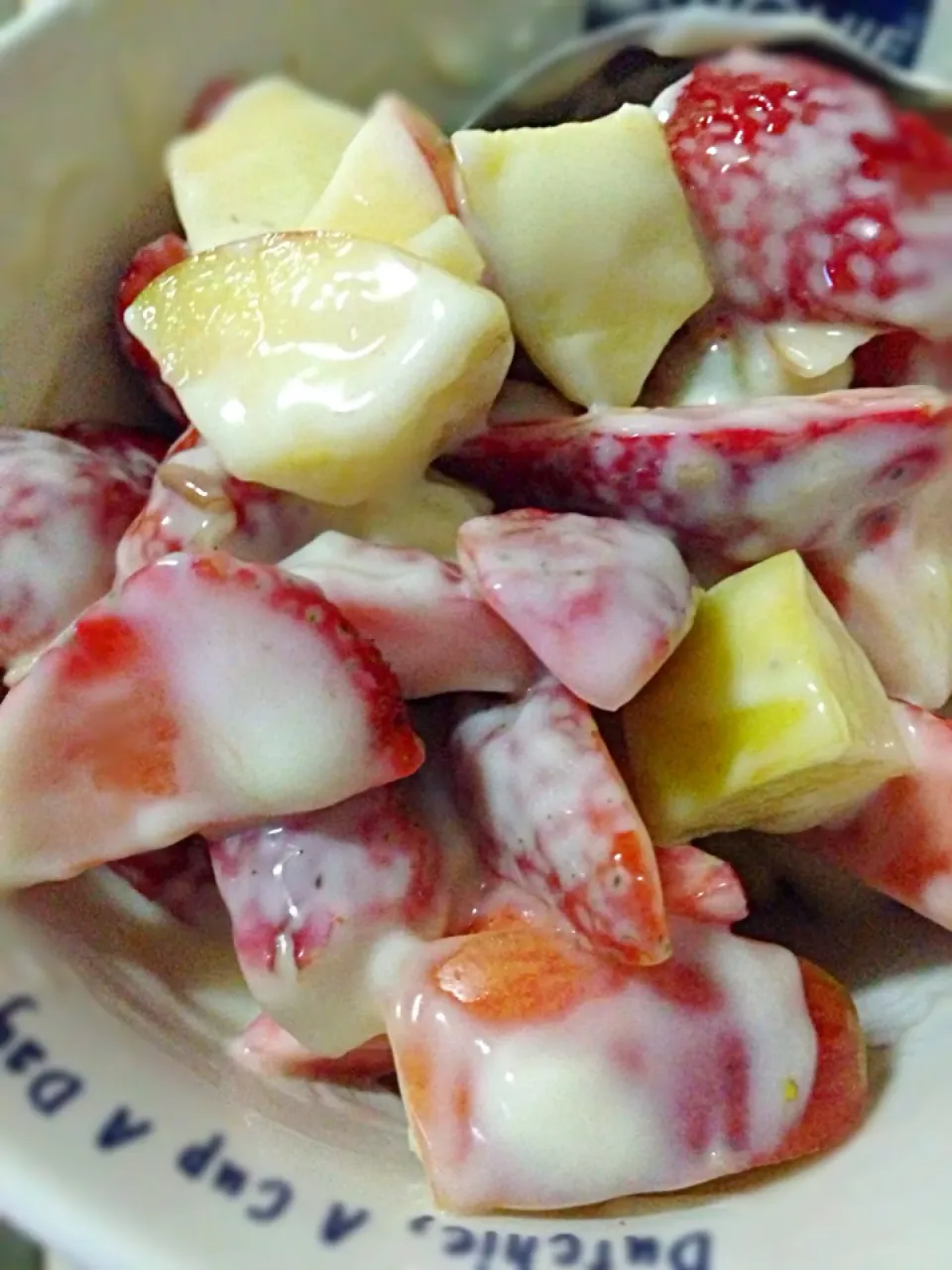 Strawberry apple with yogurt|rayrisarさん