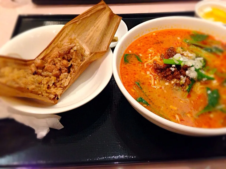 ランチ 坦々麺とちまき|Chika Nagaiさん