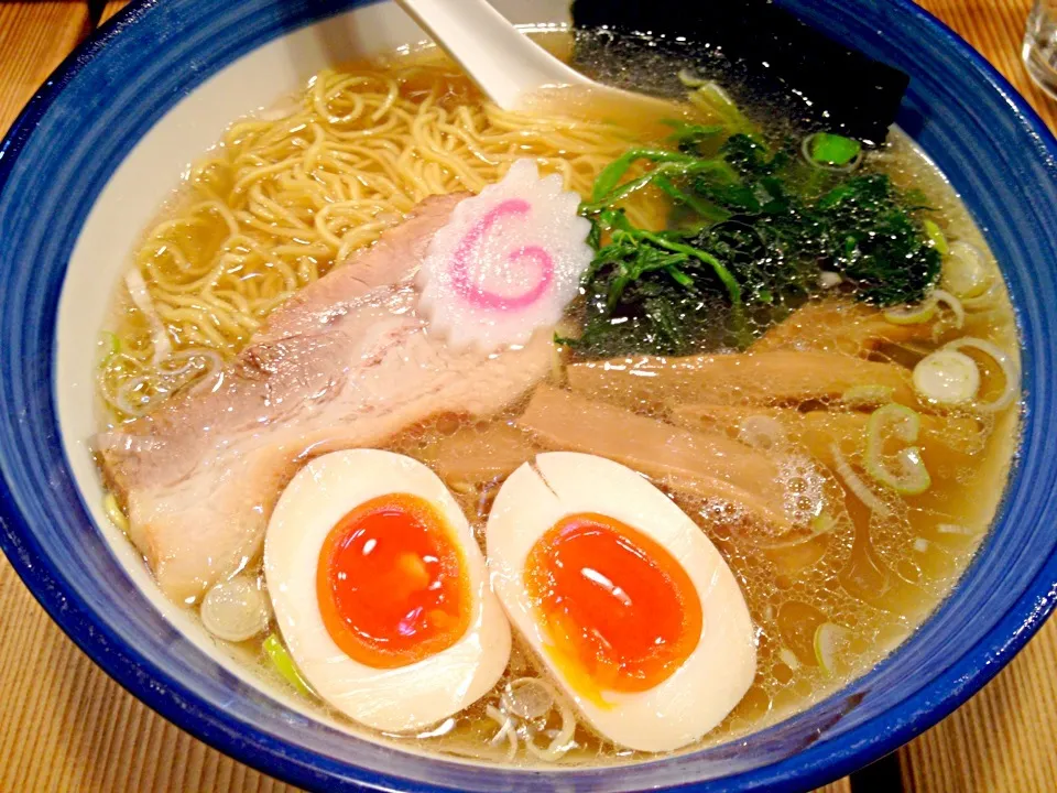 味玉塩ラーメン800＋餃子350=1,150円也|秋山知隆さん