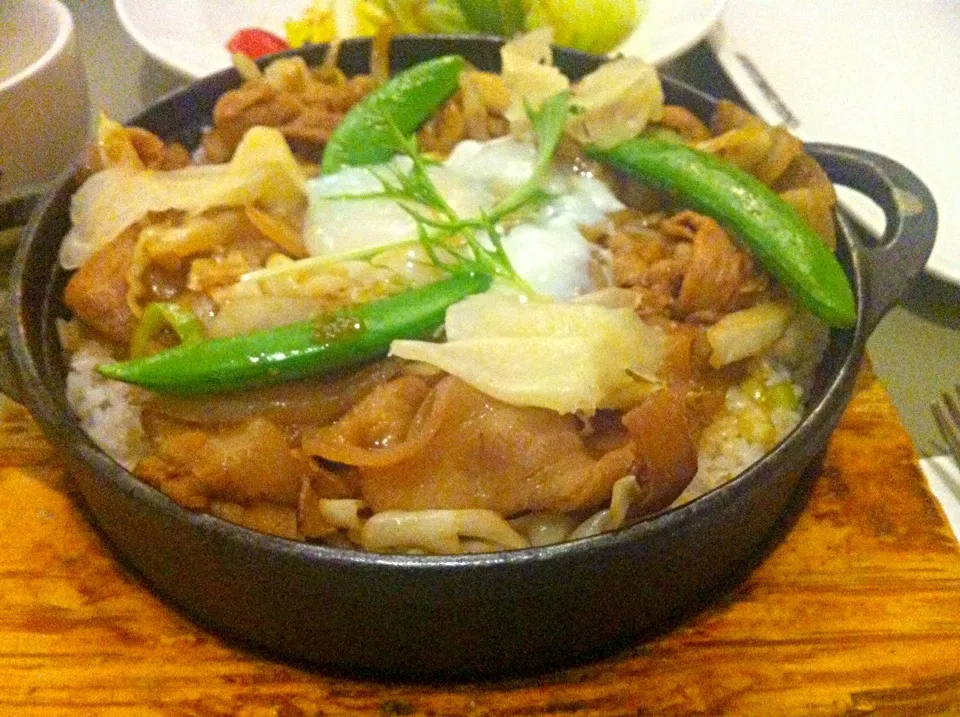 Garlic pork with Okinawa onsen hot rice pot|skyblueさん