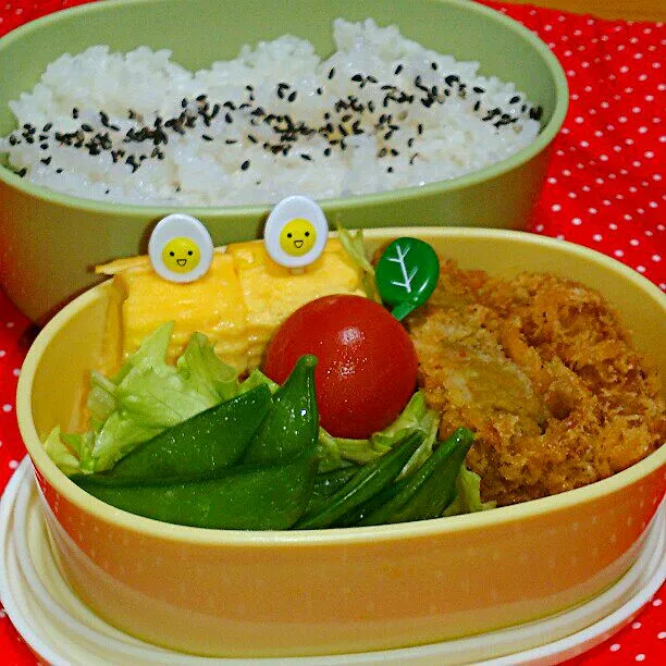 1/28(火)の旦那弁当
♪カレーコロッケ
♪だし巻き
♪スナップえんどうのソテー
♪ミニトマト|ふみぃさん