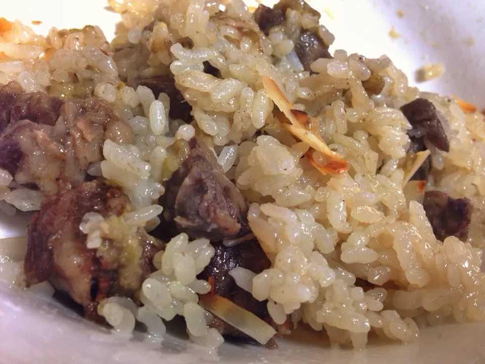 シリアの炊き込みご飯、マクルーベ。コレは旨いな！|たけうちさん
