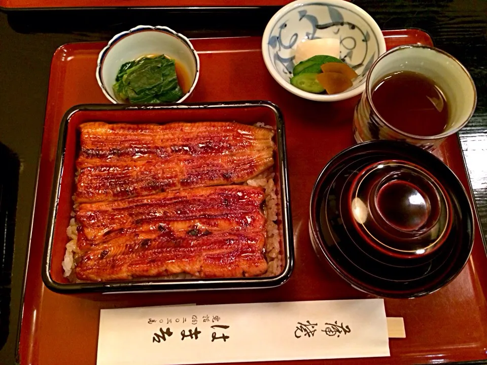 Snapdishの料理写真:鰻専門店 蒲焼 はま吉 上うな重|Tomohiro Wagaさん