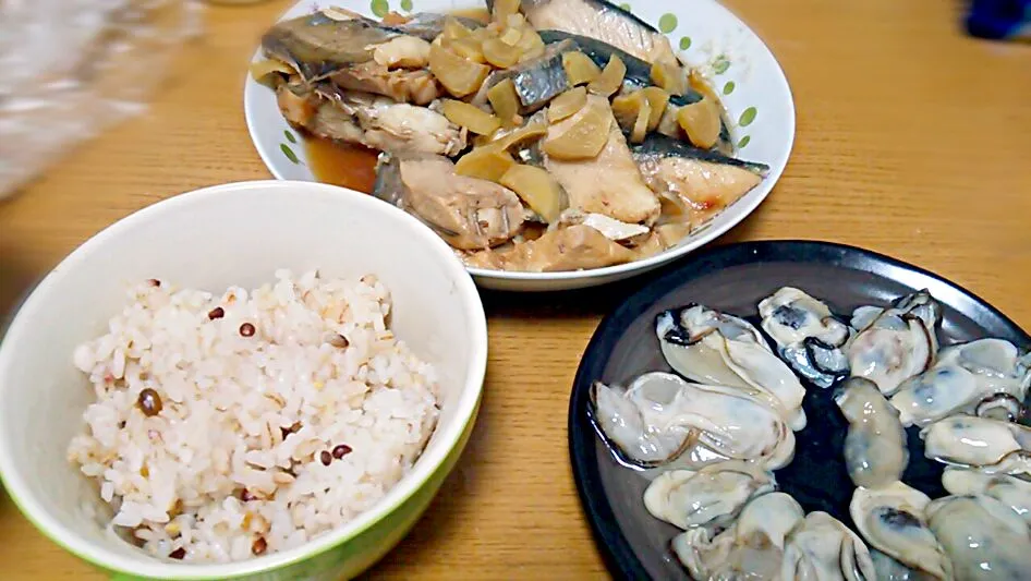 にじゅっこくまい、ぶりとヒラメの煮付け、生牡蠣|seaさん