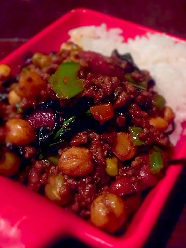 ご飯削減！豆のドライカレー|ぶーさん