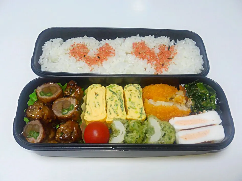 Snapdishの料理写真:お弁当♬
*ごぼうの肉巻き
*卵焼き
*ちくわの磯辺焼き
*明太子はんぺん
*ほうれん草のごまあえ
*ほたてのタルタル|Michiko  Arakiさん