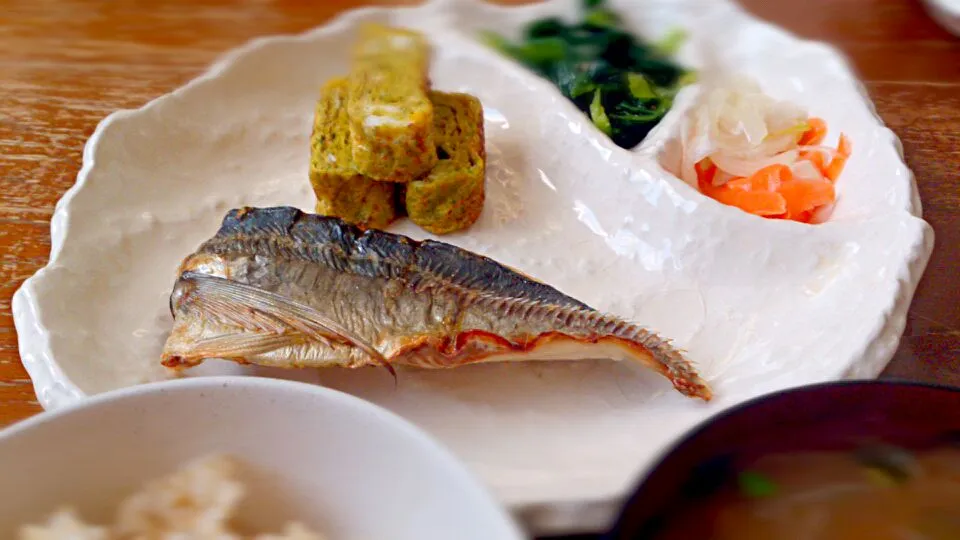 焼き魚定食【鯵】|プチテンよすさん