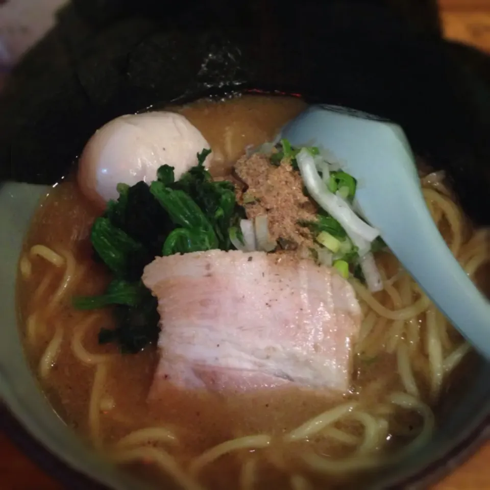 赤煮玉子ラーメン中盛り のりトッピング ¥950-|中野泰介さん