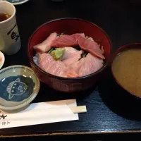 マグロ丼|都元ダイスケさん