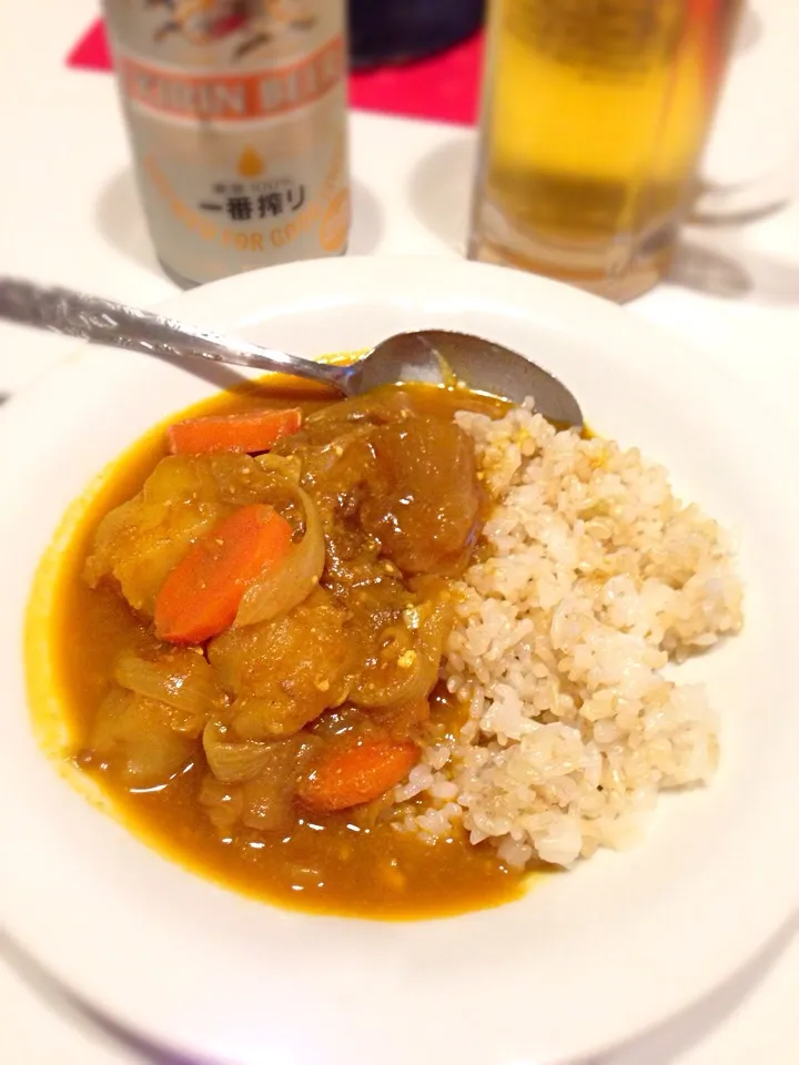 Snapdishの料理写真:牛すじカレー|kikicyokoさん