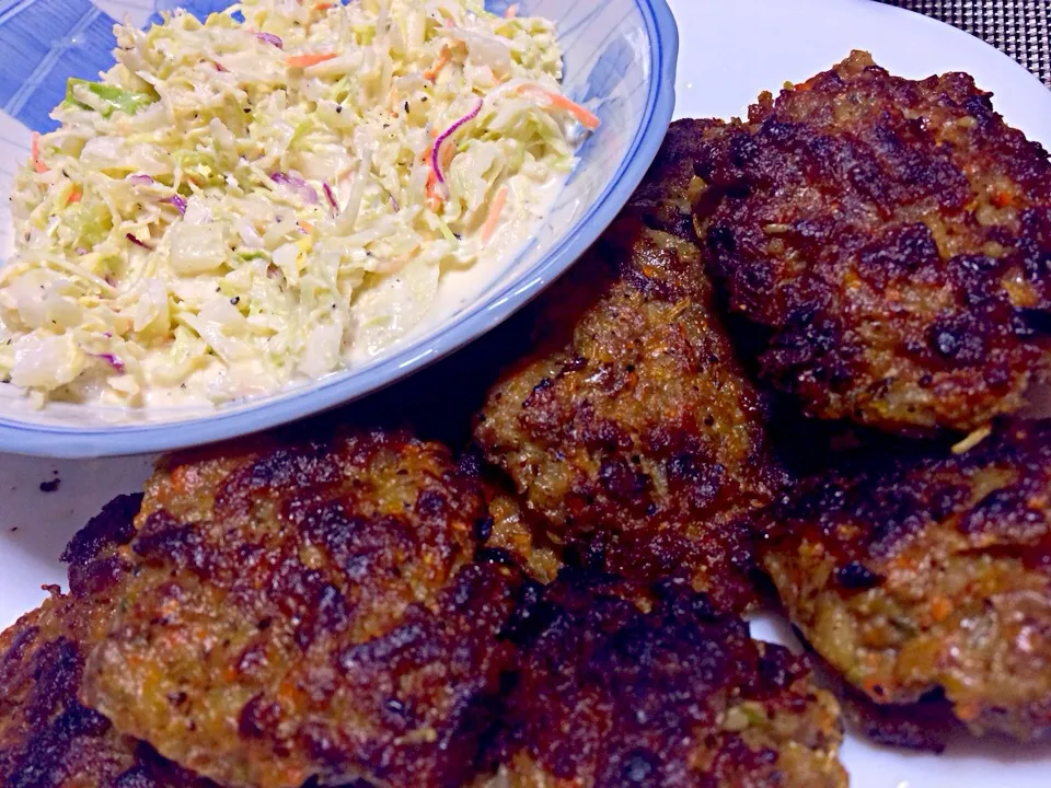 Burger Patty and Coleslaw Dinner 😍|analynさん