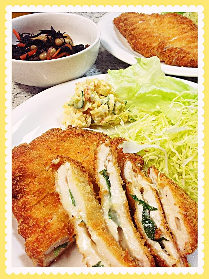 家の定番  ササミチーズ紫蘇フライ|えみちさん