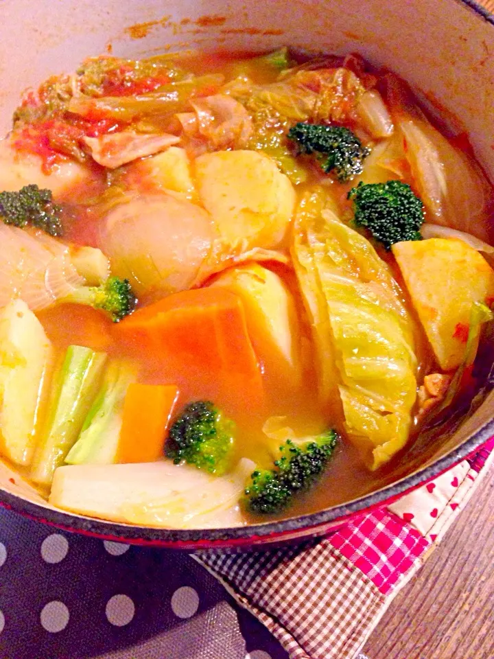 給料日前の肉無し、ベーコンと野菜のポトフ😝🍅|まみりんごさん